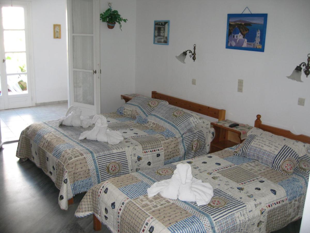 Augusta Studios & Apartments Náousa Rum bild